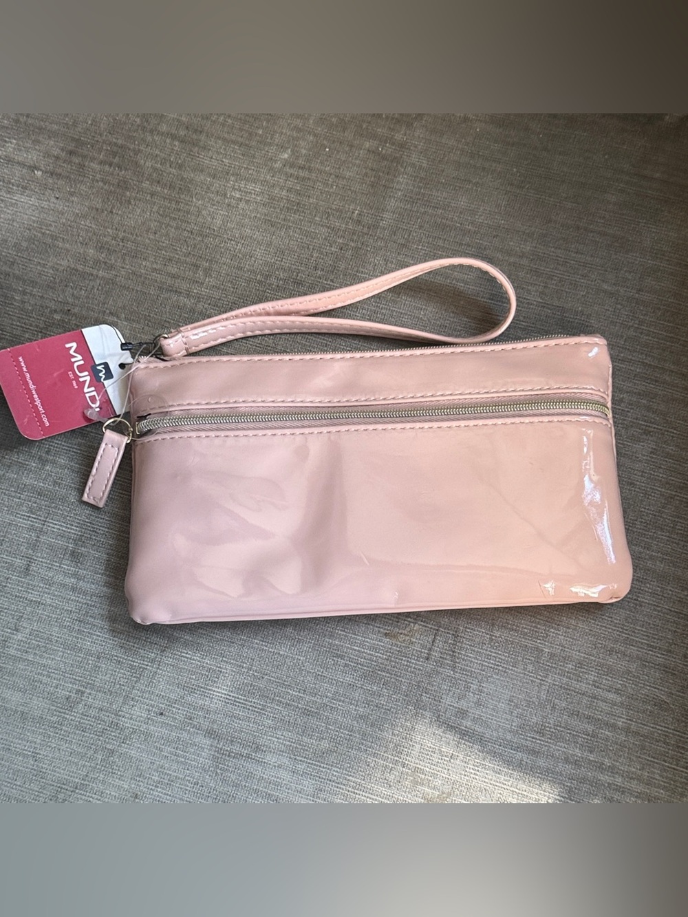 Mundi Back Up Buddy Blush Pink Patent Tech Wristlet Wallet Charger Y2K Cyber NWT